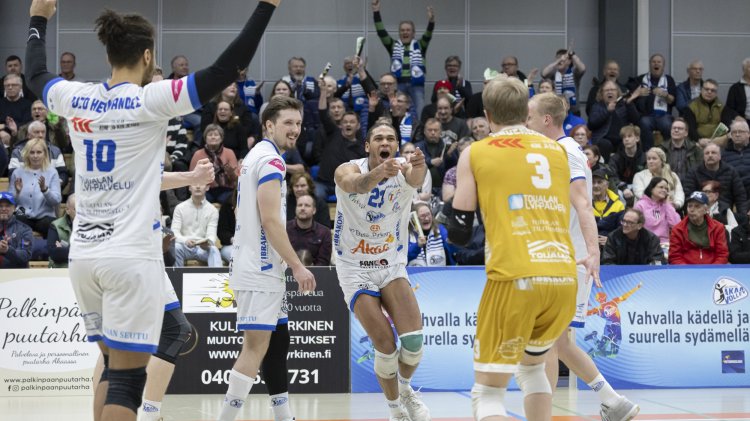 Akaa-Volley parempi kärkikahinassa - VaLePa ja Savo odotettuihin voittoihin