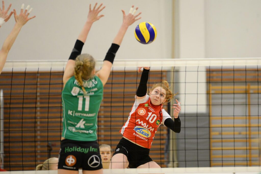 Naisilla paljon ratkaiseva päätösviikonloppu