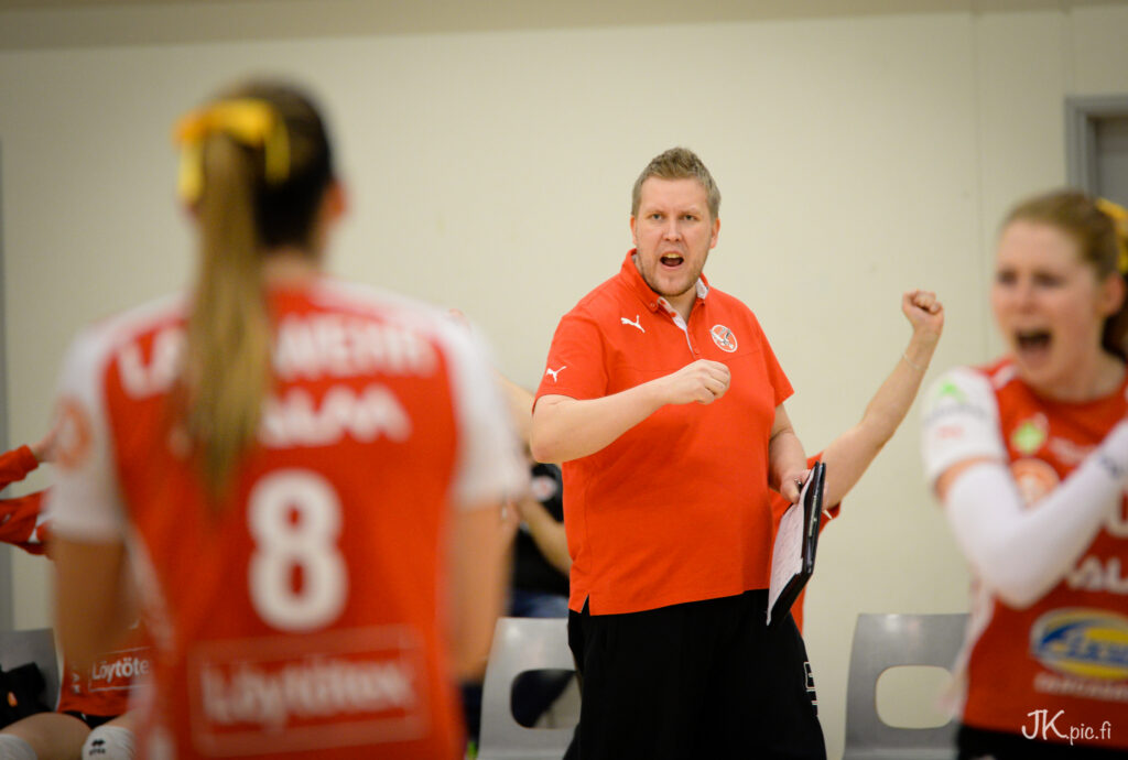 LP:t kovia Kangasalla ja Rovaniemellä