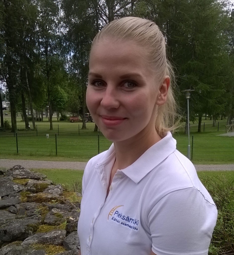 Heta Rissanen Pieksämäki Volleyn paitaan