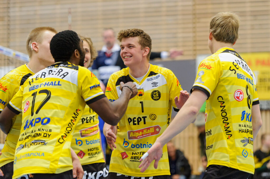 Sampo löi VaLePan, Tiikerit Loimun