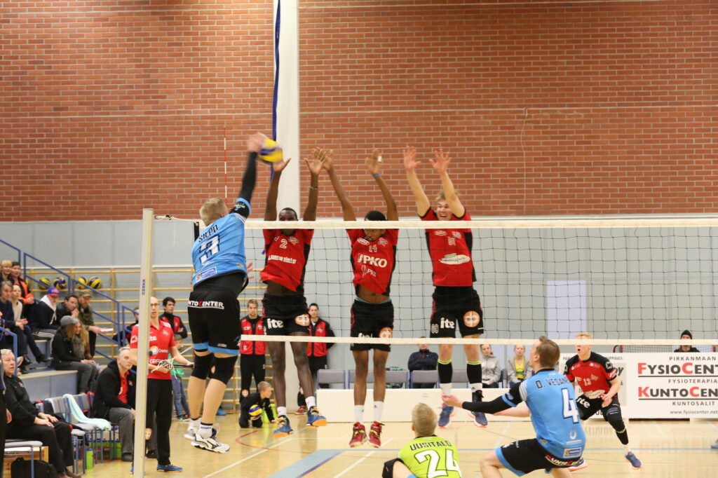 Liiga-Riento voiton päässä liigapaikasta