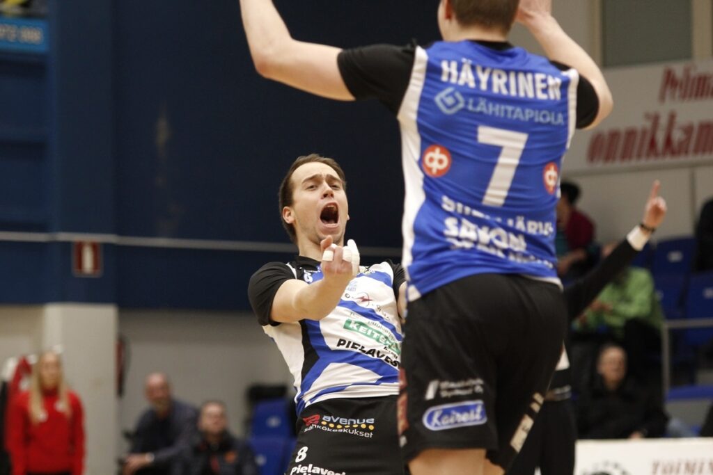Sampo nousi jo liigakakkoseksi