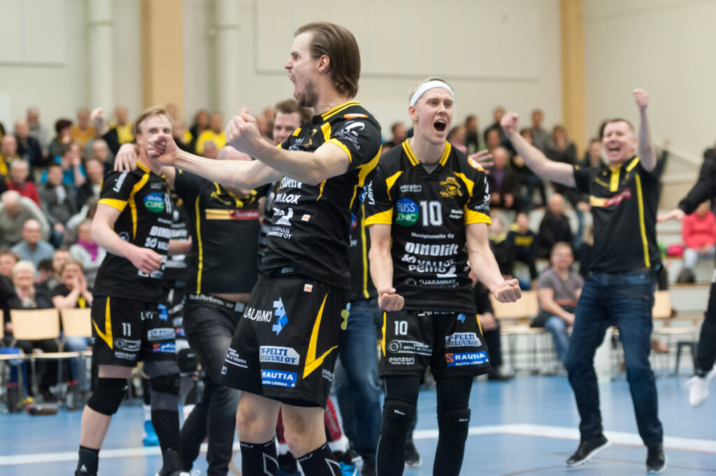 Hurrikaanit vei jatkopalloilla voiton Kokkolassa