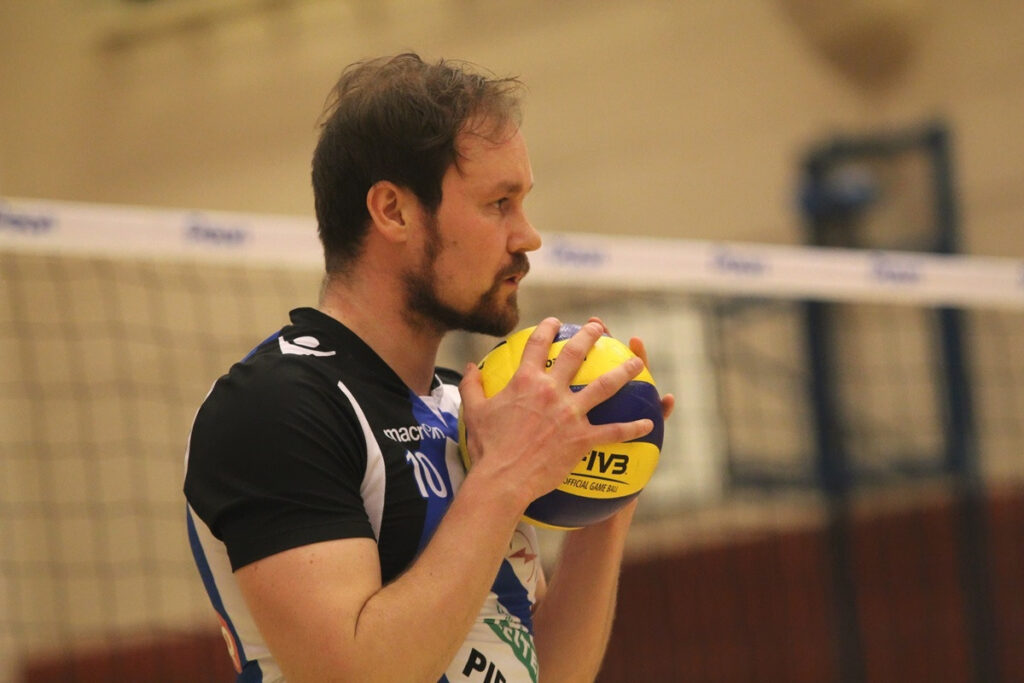 Heiskanen jatkaa Sampo Volleyssa