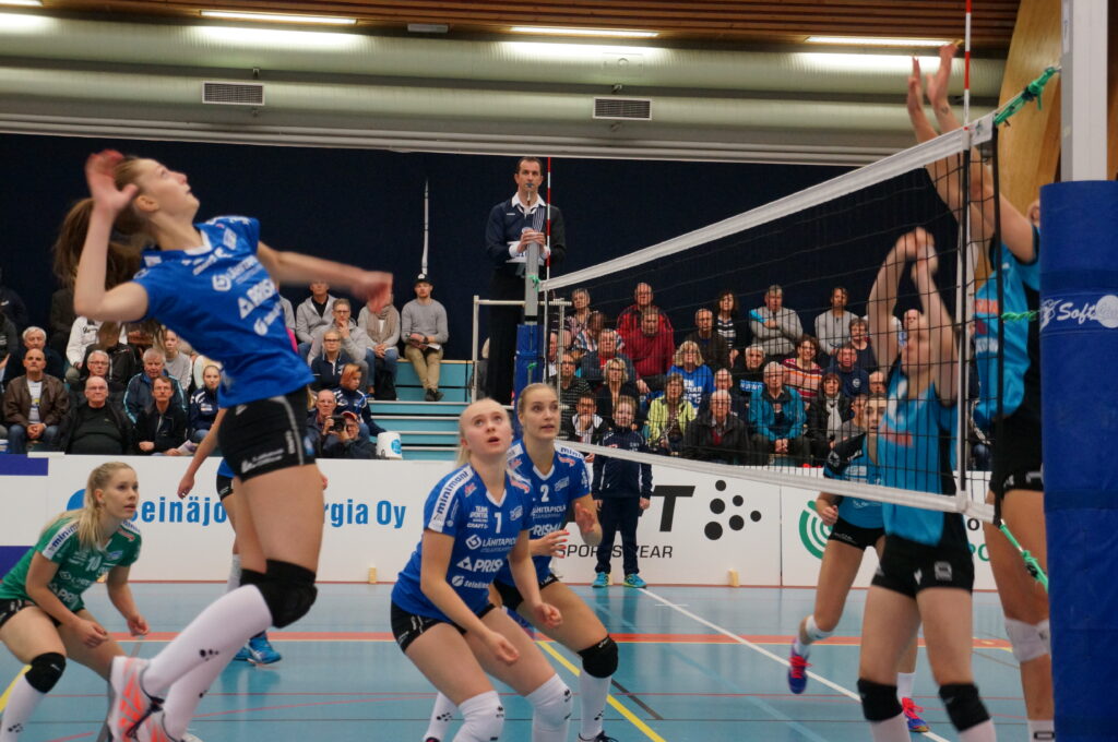 Jymyn vahvat kotiotteet jatkuivat