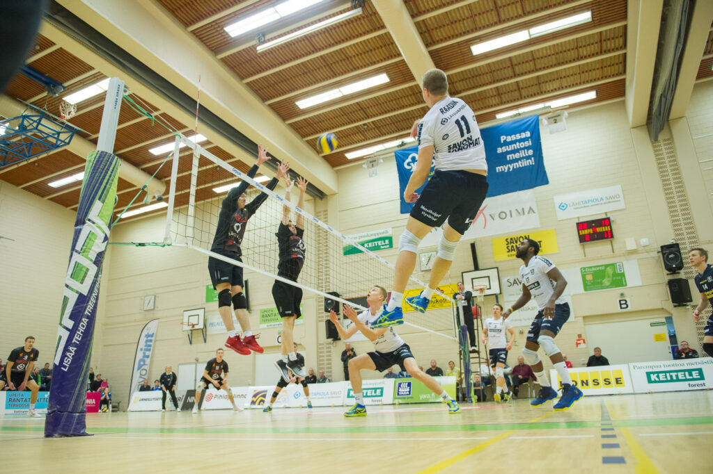Sampo Volleyn voittokulku jatkuu - Ducks edelleen pisteittä