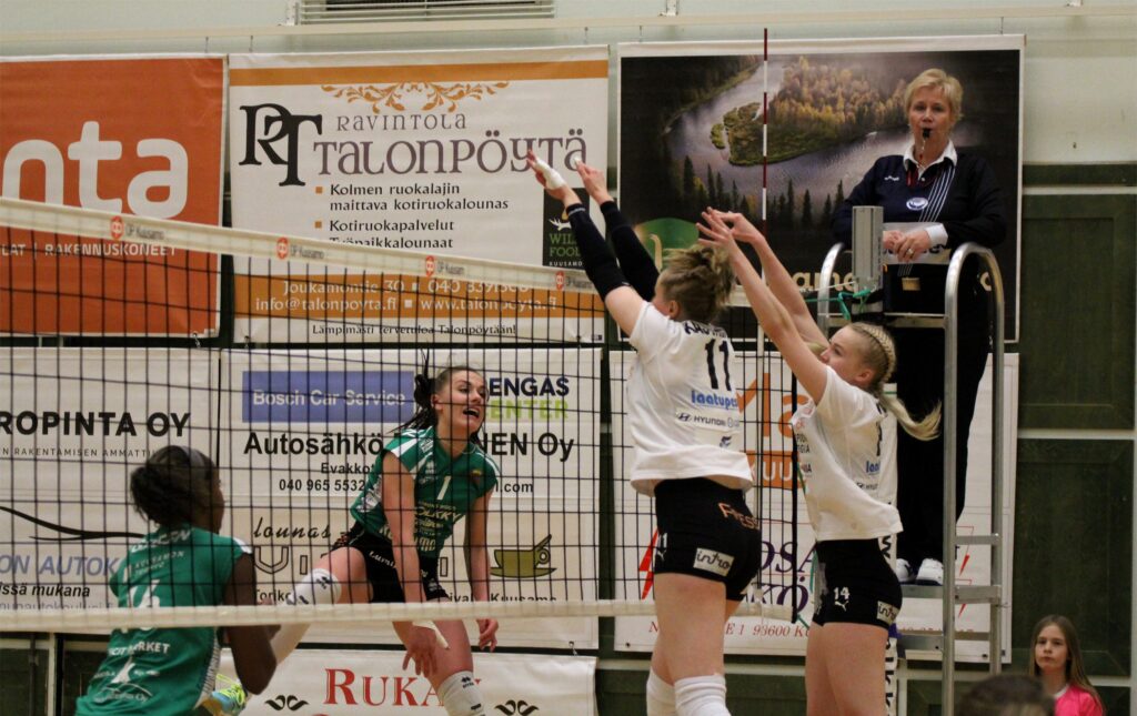Pölkky vei ensimmäisen puolivälierän