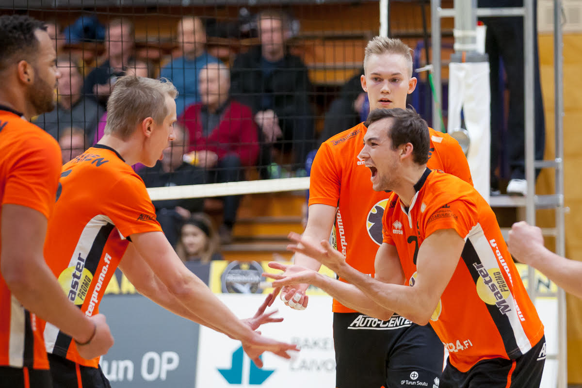 Loimulle ja LEKA Volleylle vallipäivän voitot