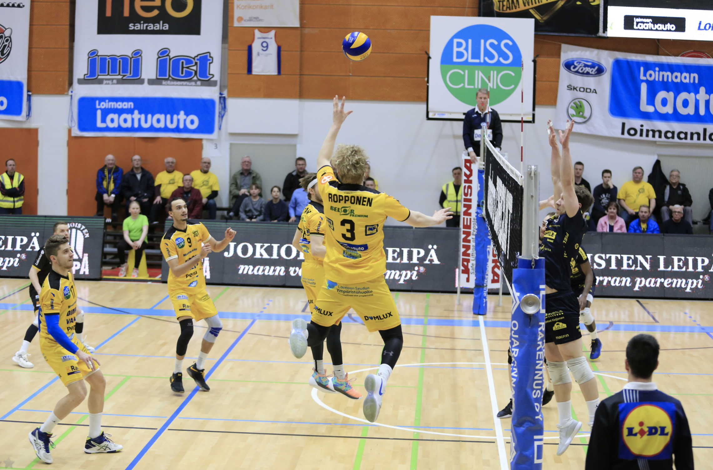 VaLePa otti jo finaalipaikan katkolle - Hurrikaani 2-0 -johtoon