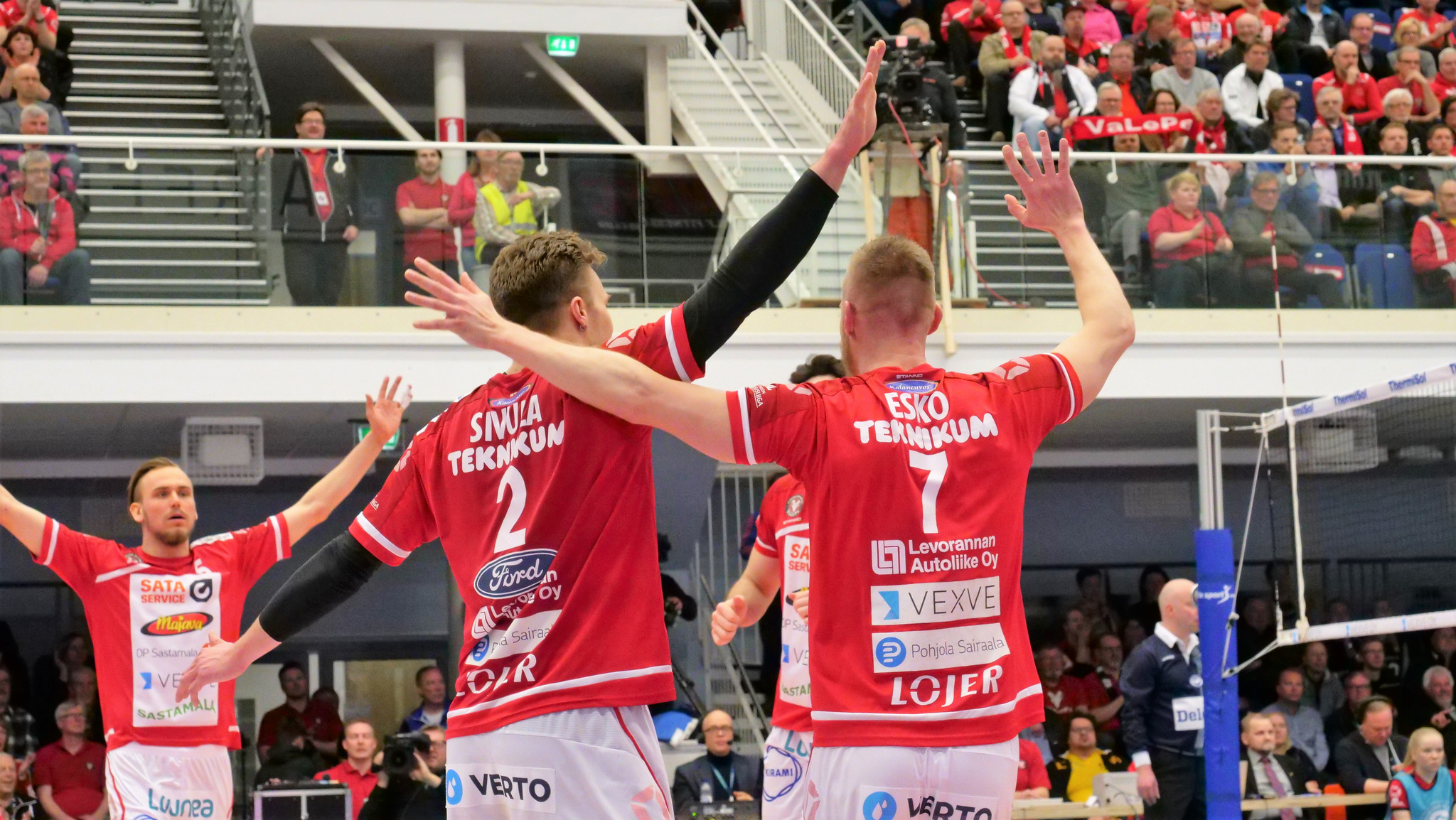 VaLePa vakuuttava finaaliavauksessa