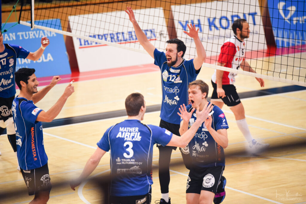Akaa-Volley nousi ohi Iskun