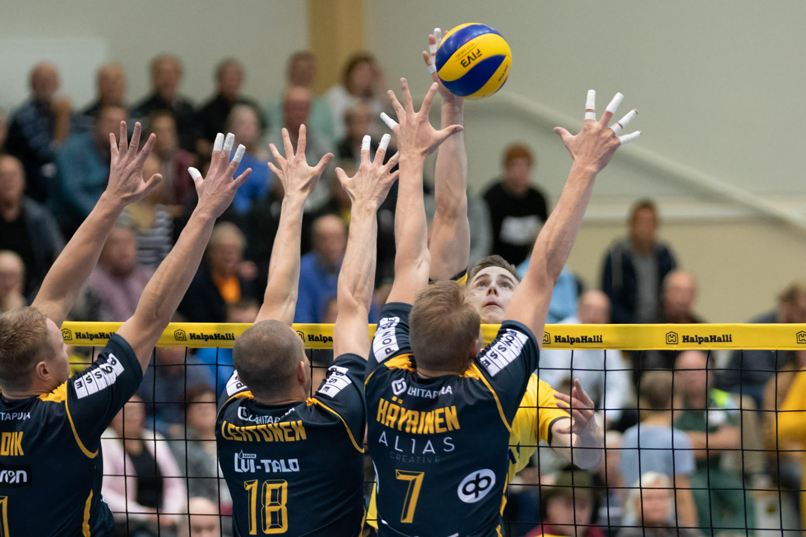 Savo Volley haki pisteet Kokkolasta - Ojansivu loukkaantui