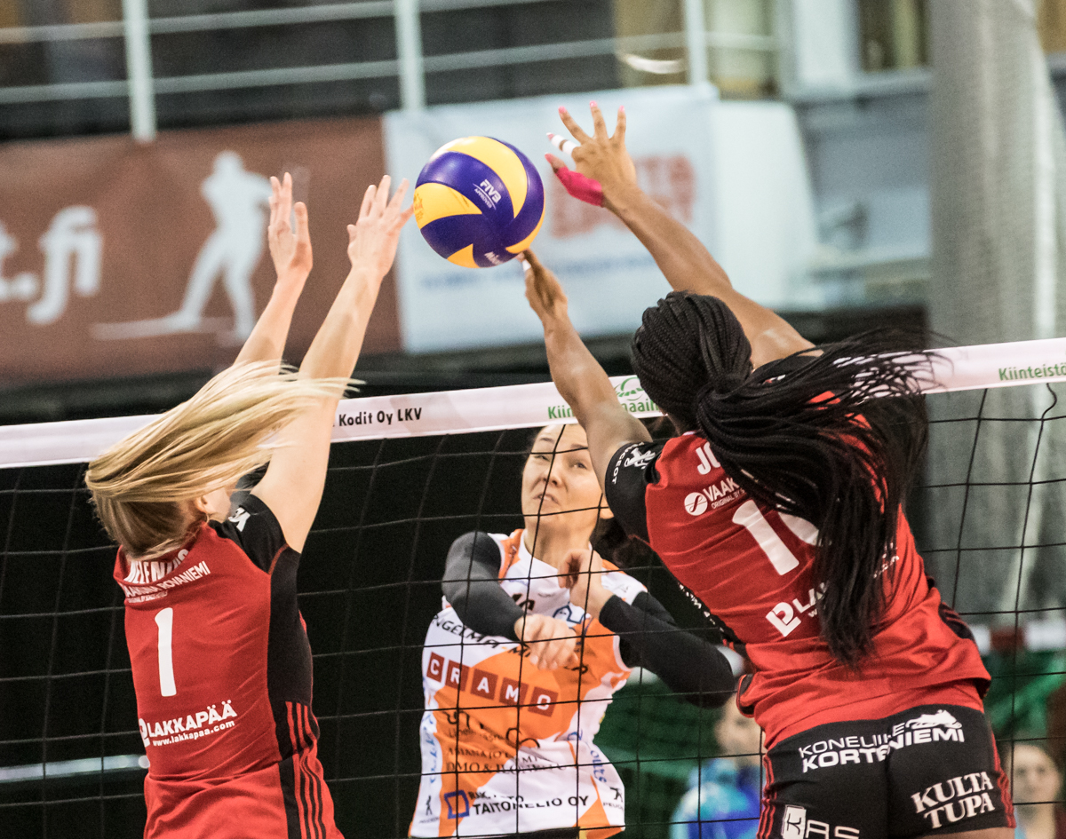 WoVo horjutti ilman palkintoa hallitsevaa mestaria