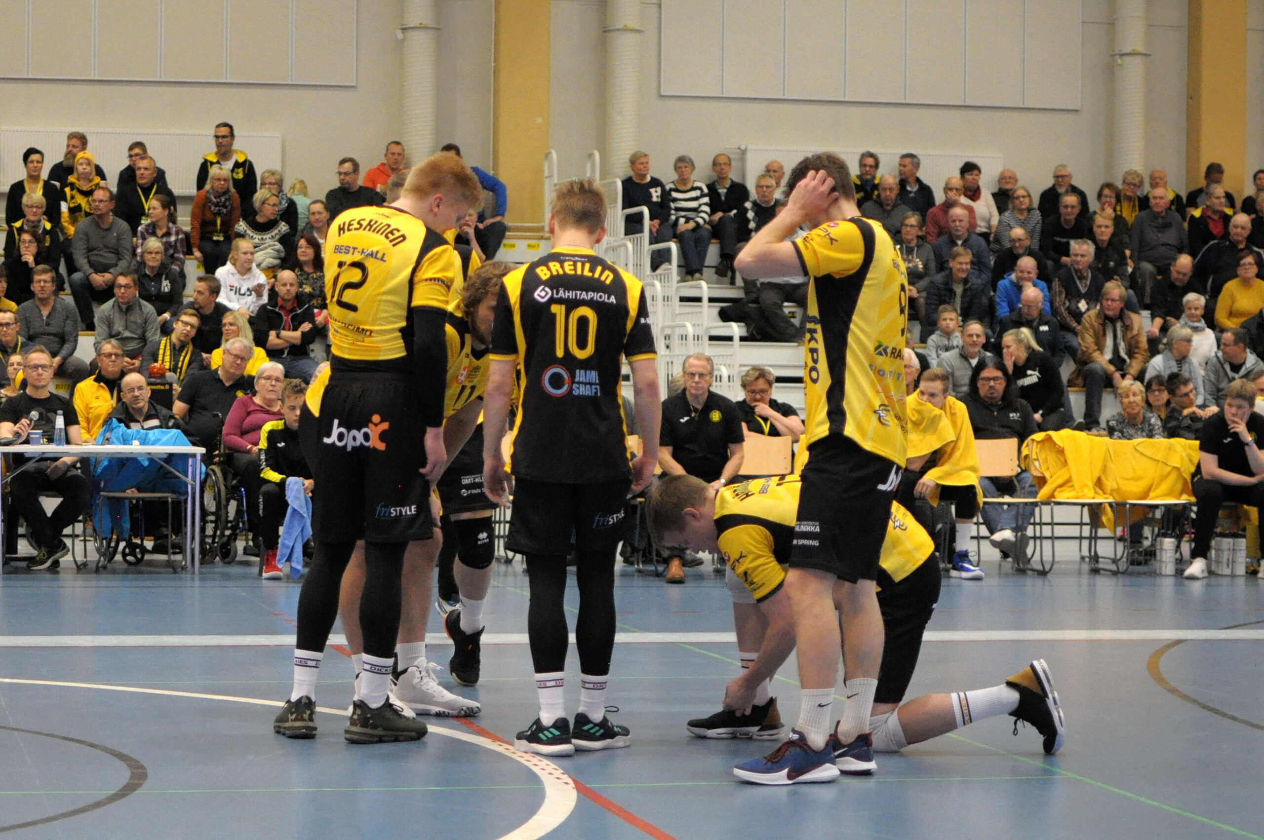Akaa-Volley, VaLePa ja Tiikerit sunnuntain voittajia