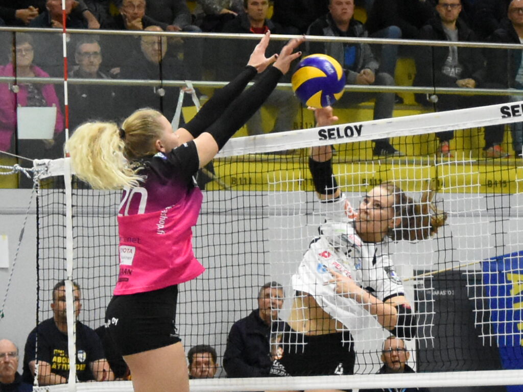 LiigaPlokille 2-3 voitto LP-Vampulasta ja liigan piikkipaikka
