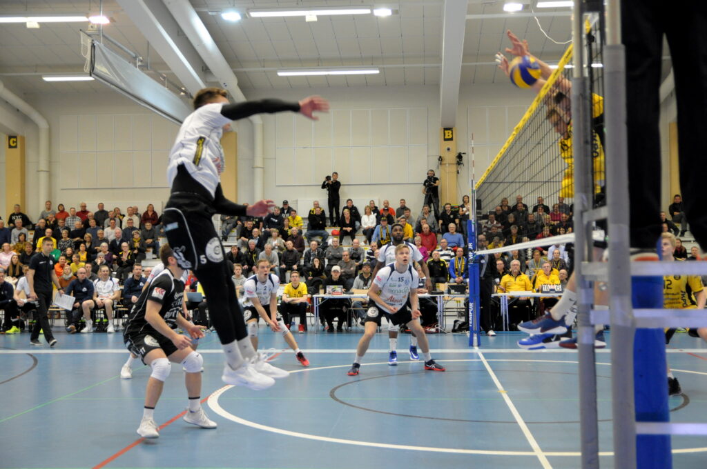 Akaa-Volley vei perinteisen viisieräisen Kokkolassa