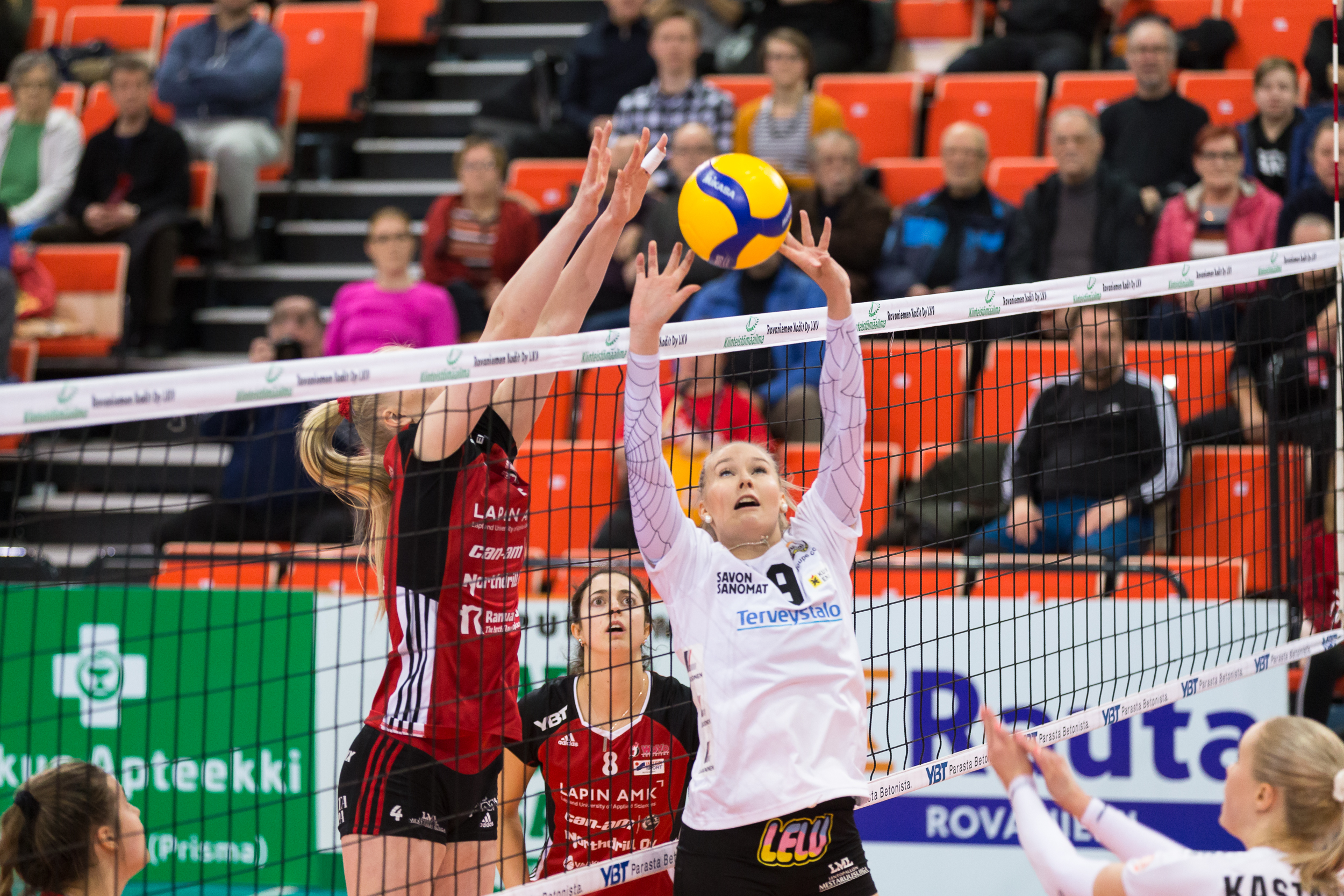 WoVo voitti helposti - JymyVolley pitkän kaavan mukaan