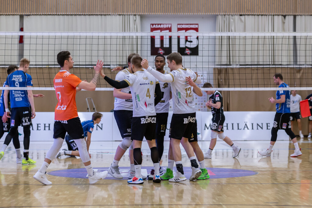 Hurmokselle makea voitto Akaa Volleysta