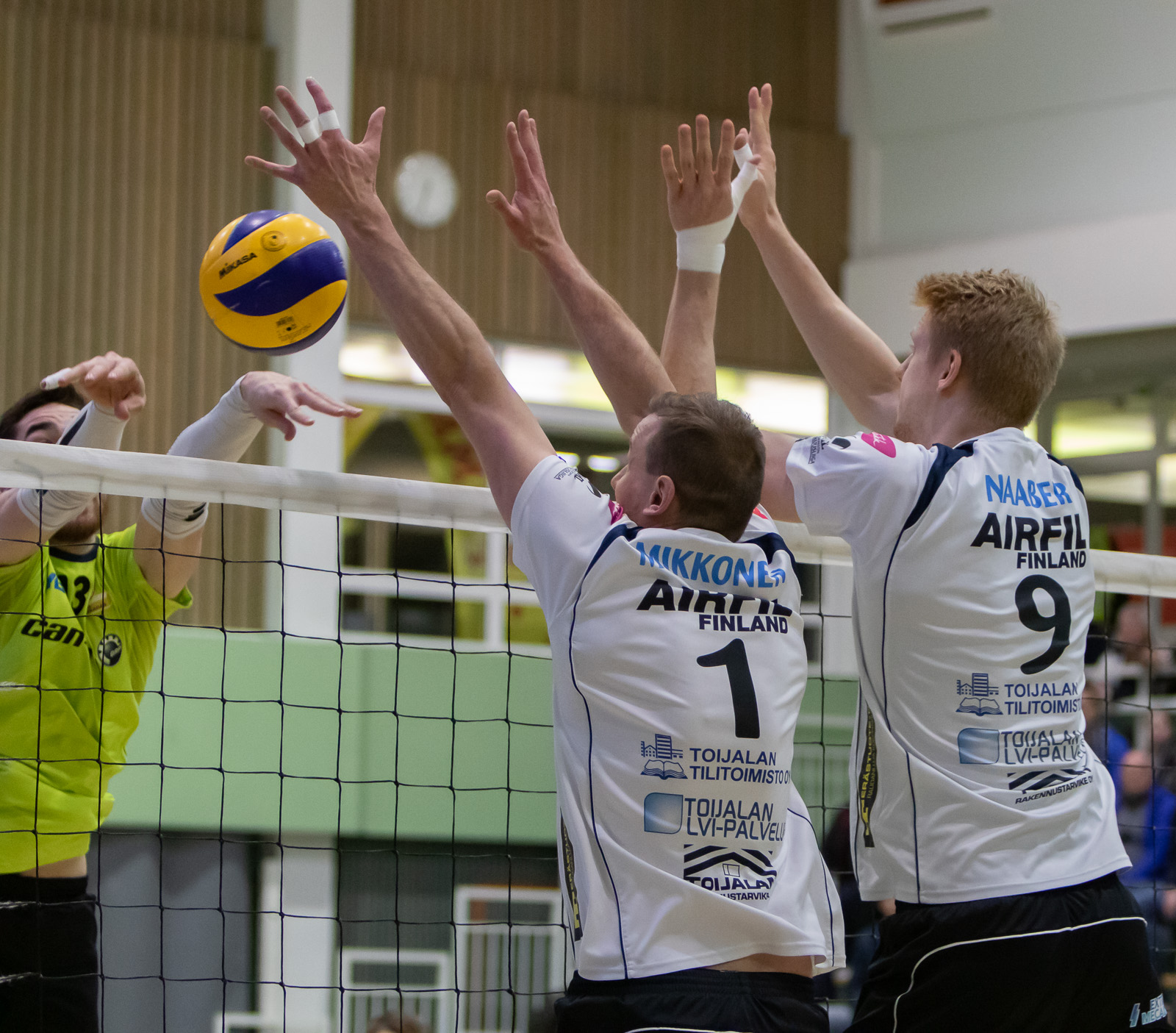 Ducks löi jälleen Savo Volley - Hurrikaani runkosarjan voittoon
