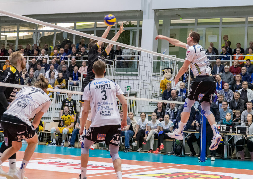 Ruutu+ näyttää kaikki loput miesten runkosarjan ottelut