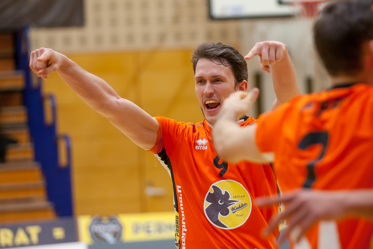 Borichev palaa Loimun oranssipaitaan