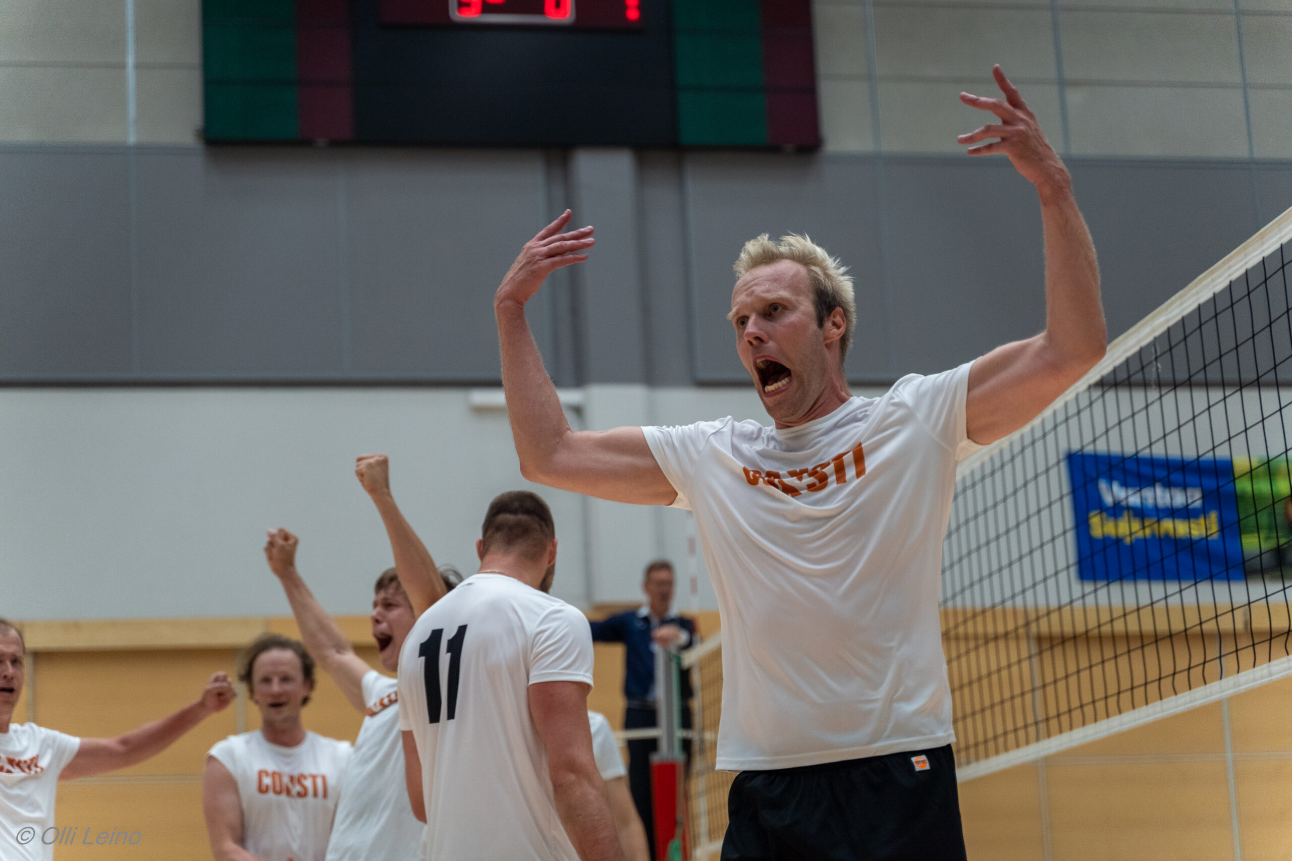 Tonin All Stars viihdytti Vantaan Ducksin syyskauden avauksessa