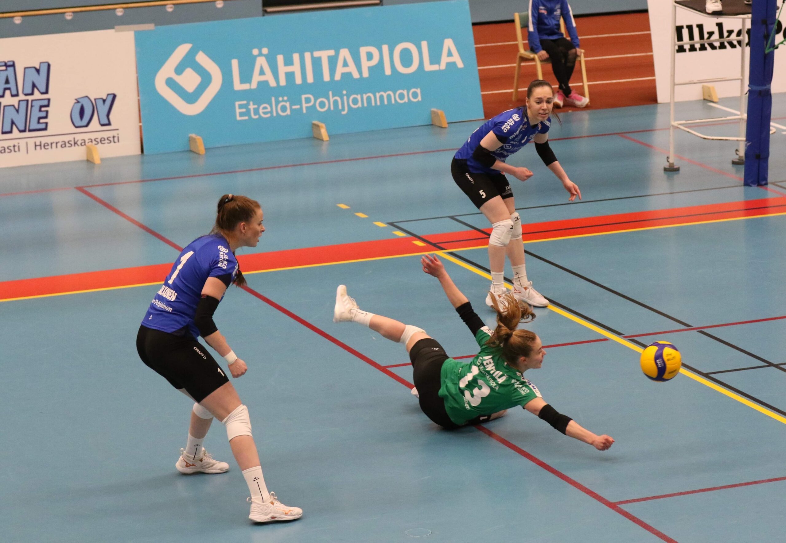 JymyVolleylle makeat ja tärkeät pisteet Puijosta