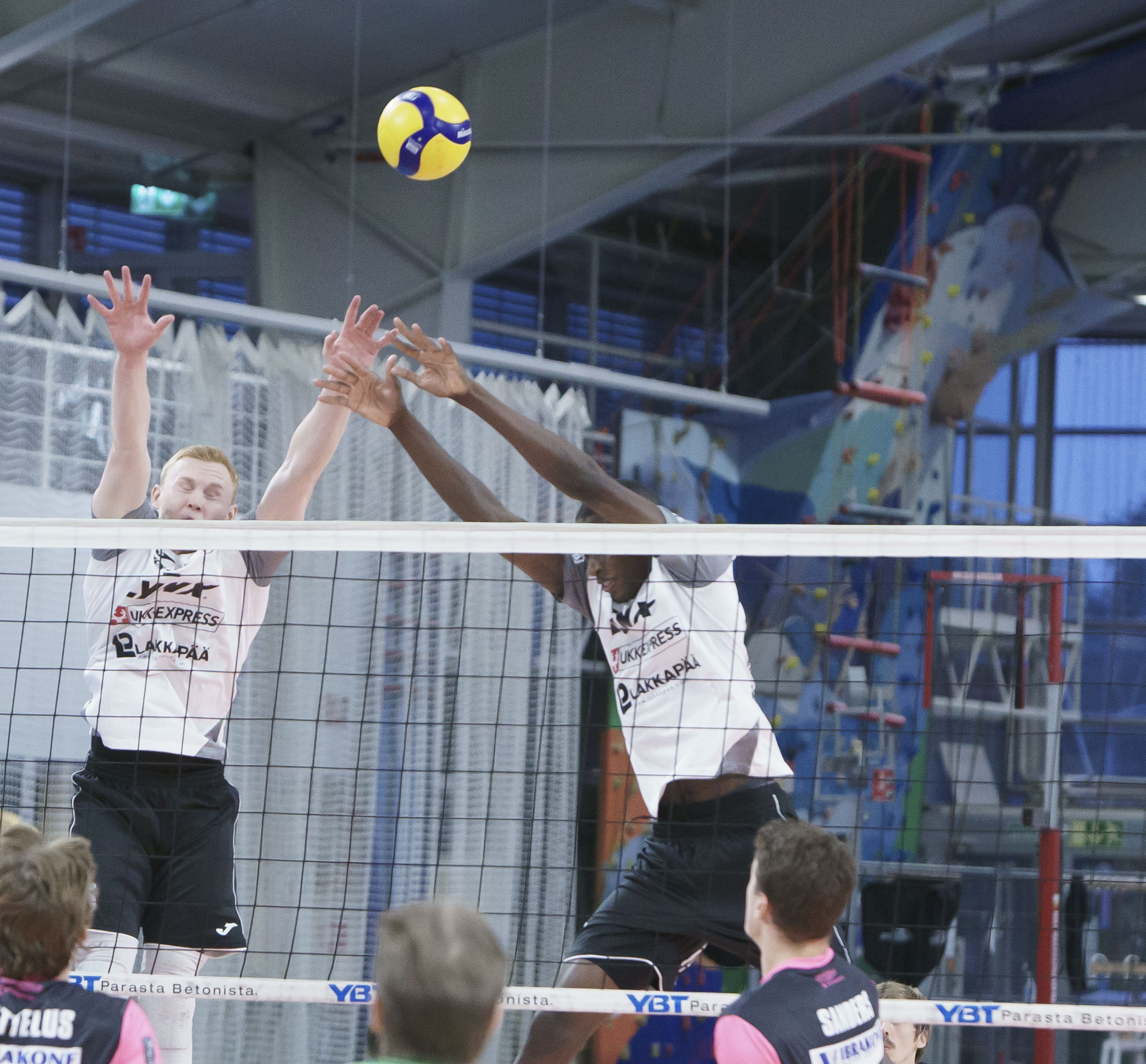 Savo Volley, Akaa-Volley ja Ducks hakivat vieraspisteet