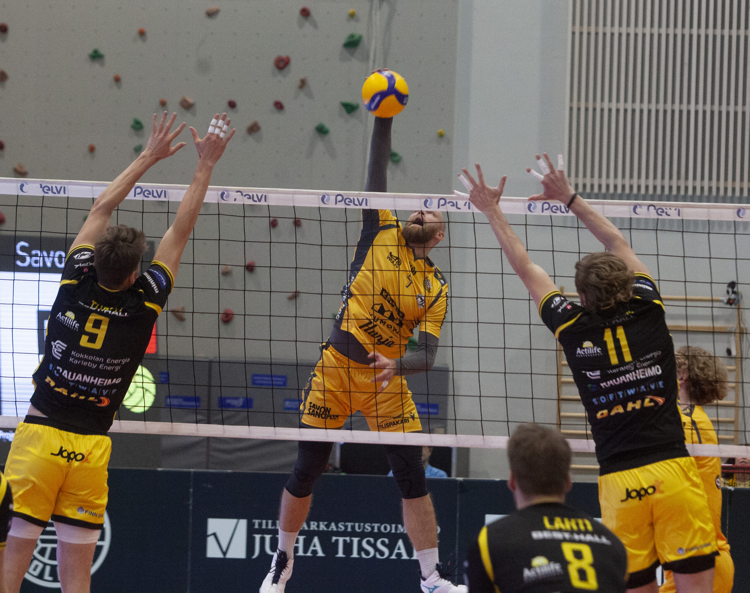 Savo Volley pehmitti syötöillään Tiikerit