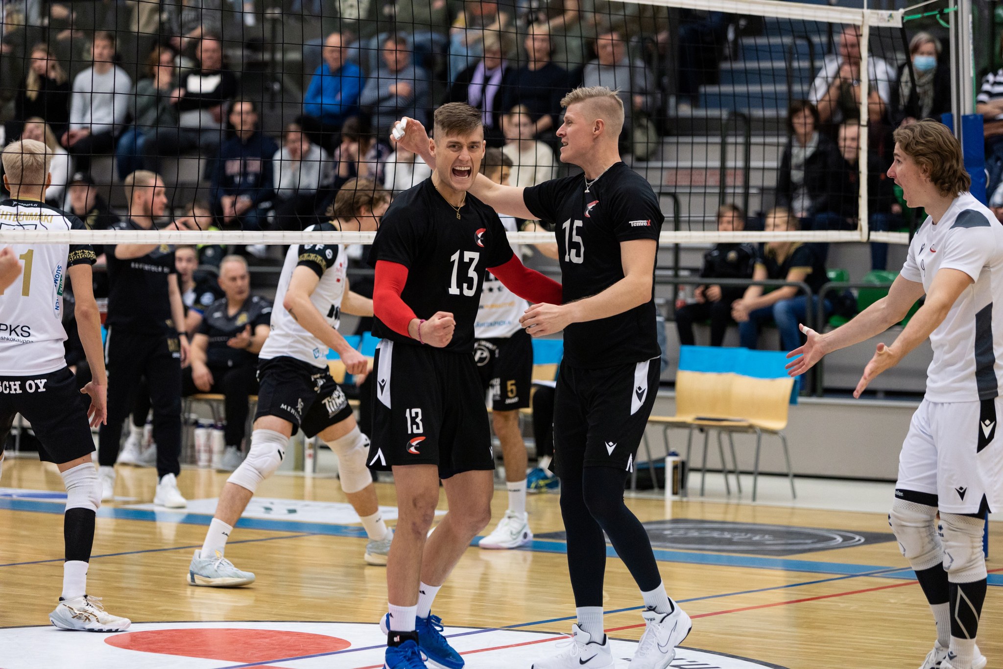 Etta avasi pistetilinsä uudelleen - Savo Volley, TUTO Volley ja Tiikerit myös voittoihin