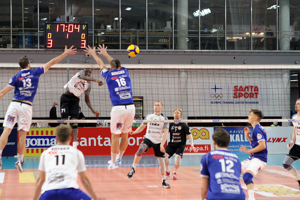 Akaa-Volley ja VaLePa hakivat pisteet vieraista