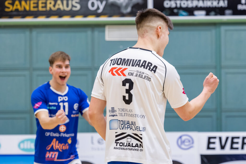 Akaa-Volley maksoi kalavelkojaan Loimulle - Tiikerit raapi voiton Hurmoksesta viidessä