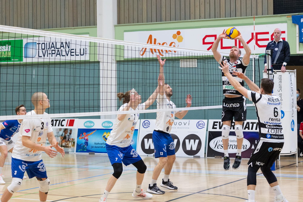 Akaa-Volley haastoi VaLePan tosissaan - VaLePa rutisti voiton