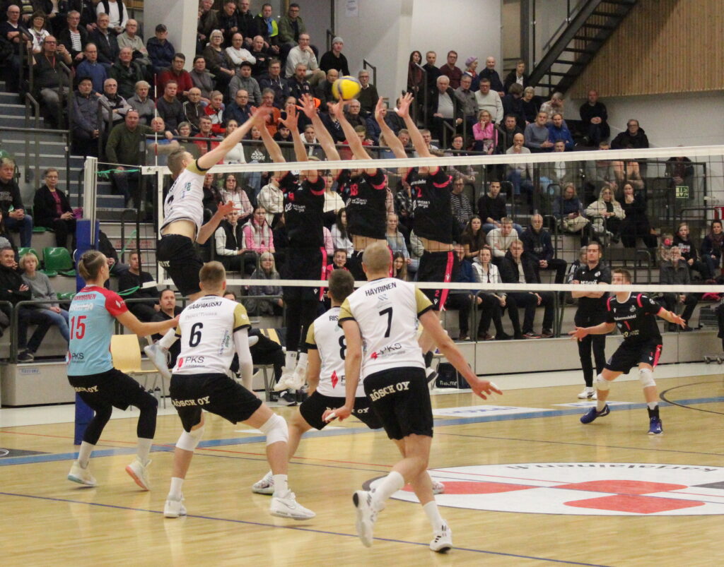 Ottelusiirto Hurmos - Tiikerit