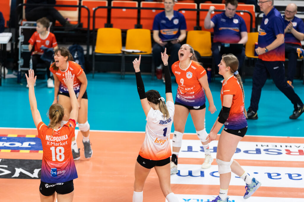 JymyVolley ei kestänyt Arctic Volleyn kyydissä