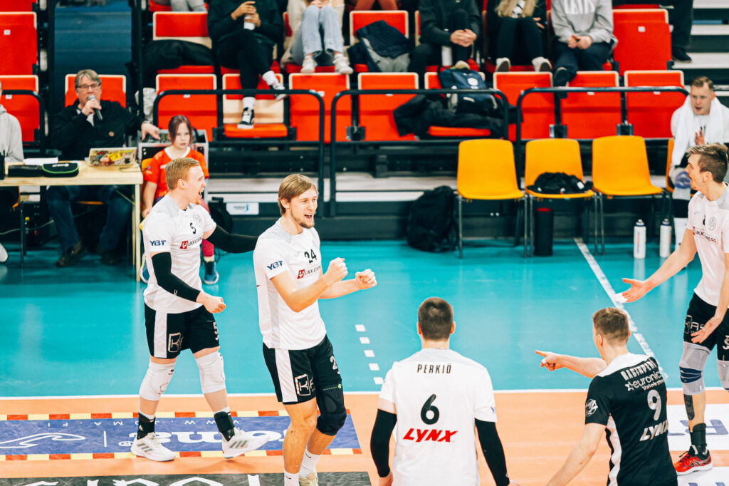 PerPo keskiviikon suurin sankaritarina - Hurrikaani ja Tiikerit myös voittoihin