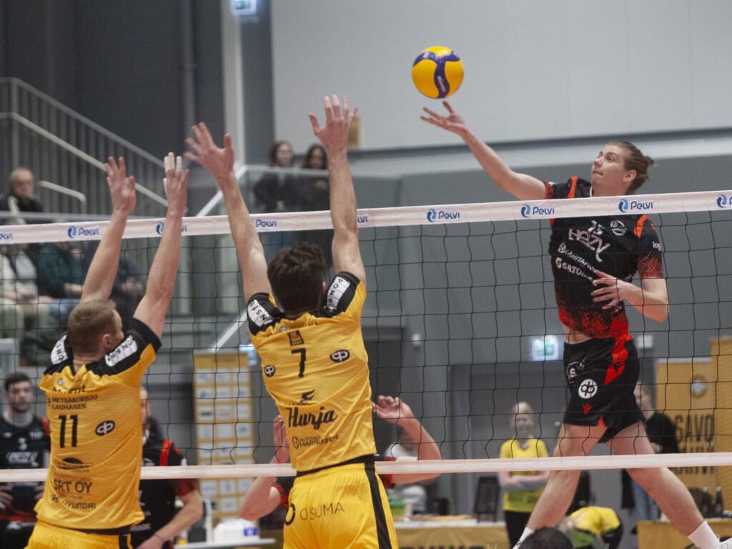 Ducks ja Savo Volley tylyjä isäntiä