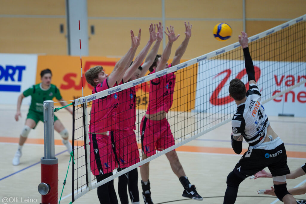 VaLePa nousi voittoon Vantaalla - Hurmos puhtaaseen voittoon Savo Volleysta