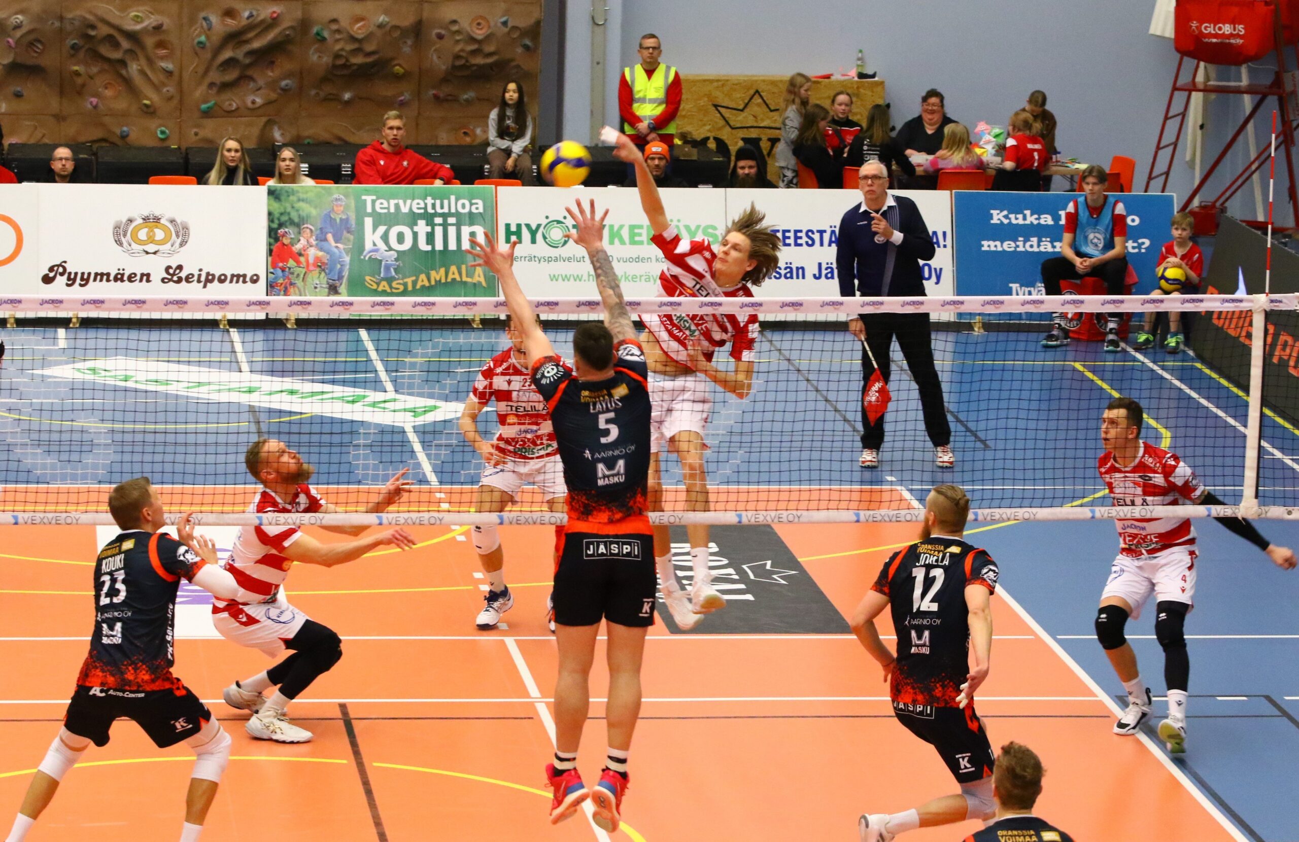 Akaa-Volley ei antanut Hurrikaanille mahdollisuuksia