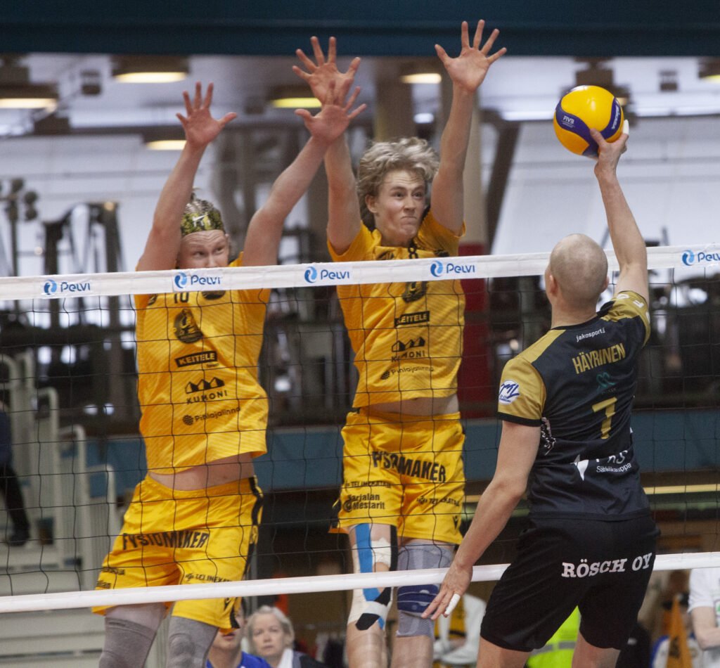 Savo Volley rynnisti mitalipeleihin
