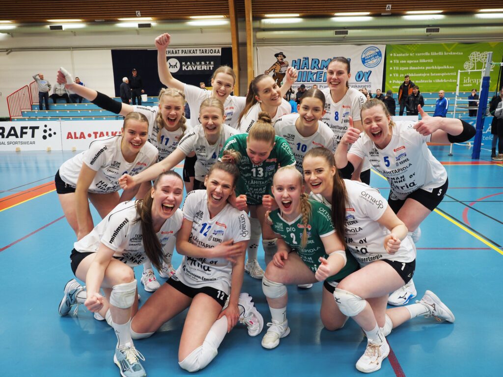 JymyVolley taisteli sarjapaikan itselleen