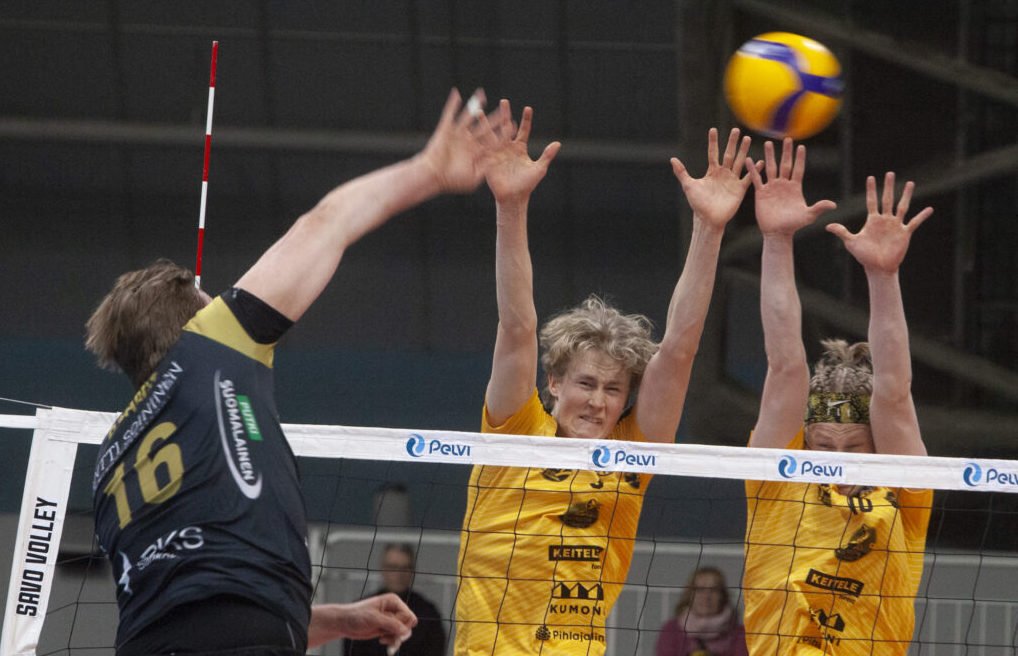 VaLePa voiton päähän 12 perättäisestä välieräpaikasta - Savo Volley tasoitti voitot