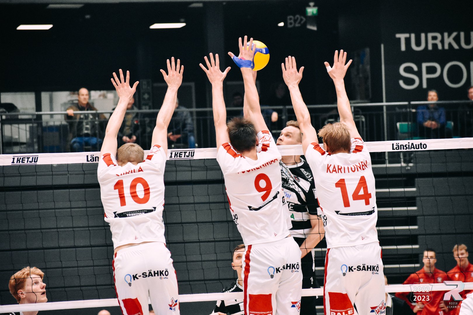 VaLePa voiton päähän 12 perättäisestä välieräpaikasta - Savo Volley tasoitti voitot
