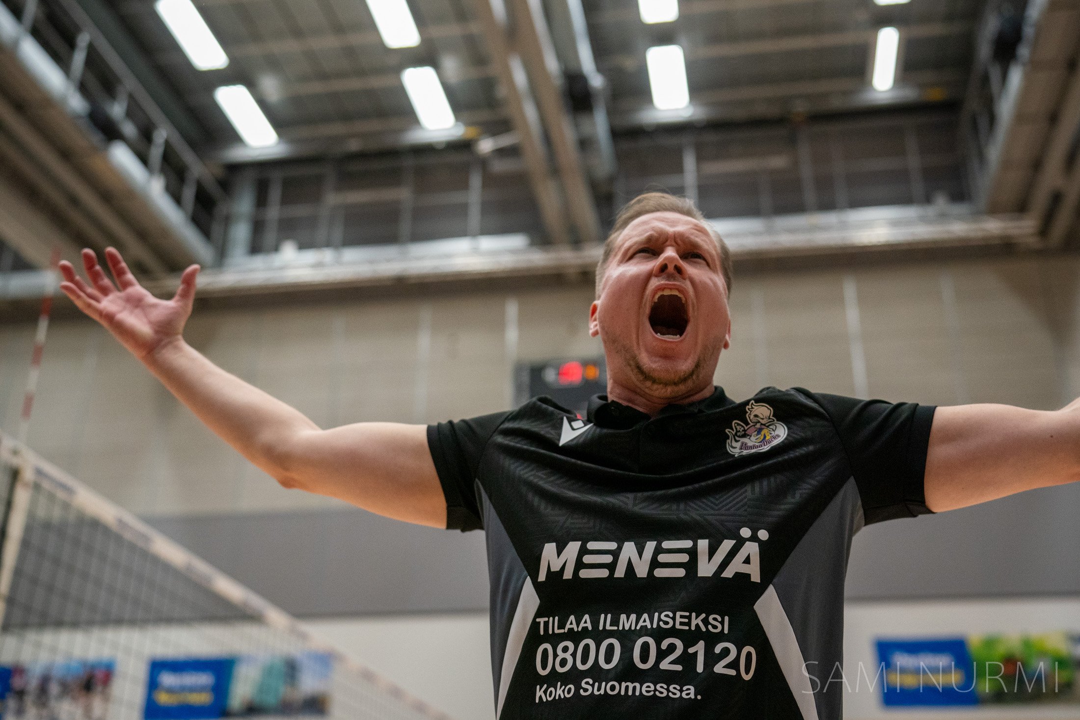 VaLePa ja Akaa-Volley kovia kotonaan - Ducksille myös kauden avausvoitto