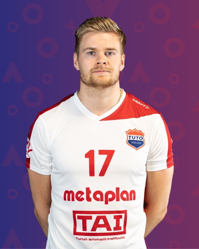 67:n maaottelun Jan Helenius TUTO Volleyn paitaan