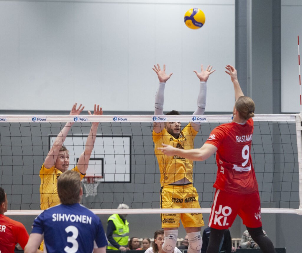 TUTO Volleylle makea voitto Savosta - Hurrikaani jätti KyKy-Betsetin ilman mahdollisuuksia