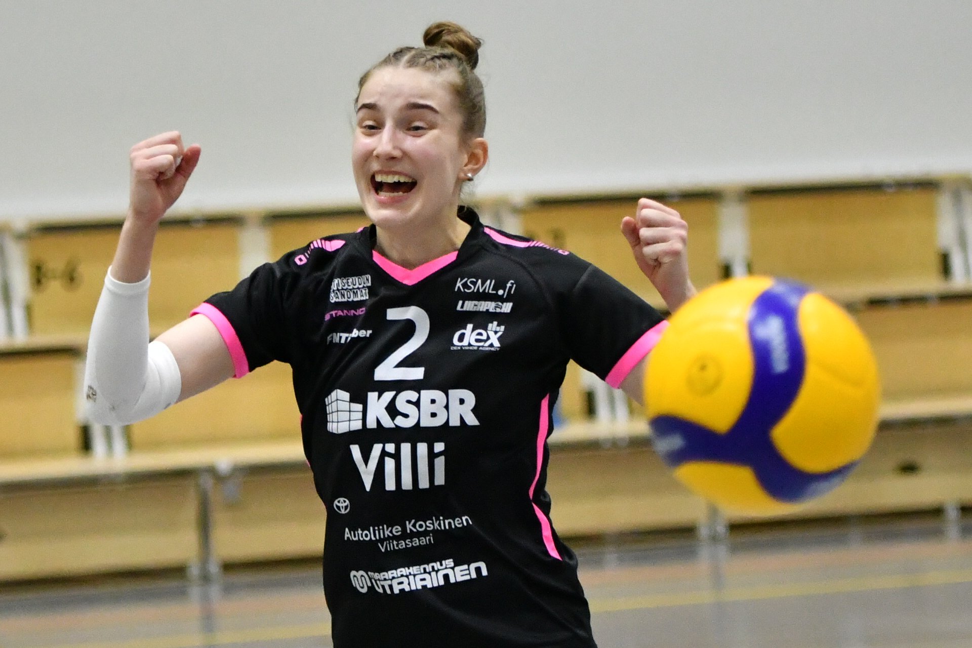 Puijo Wolley ja LiigaPloki makeisiin voittoihin vieraissa viidessä erässä