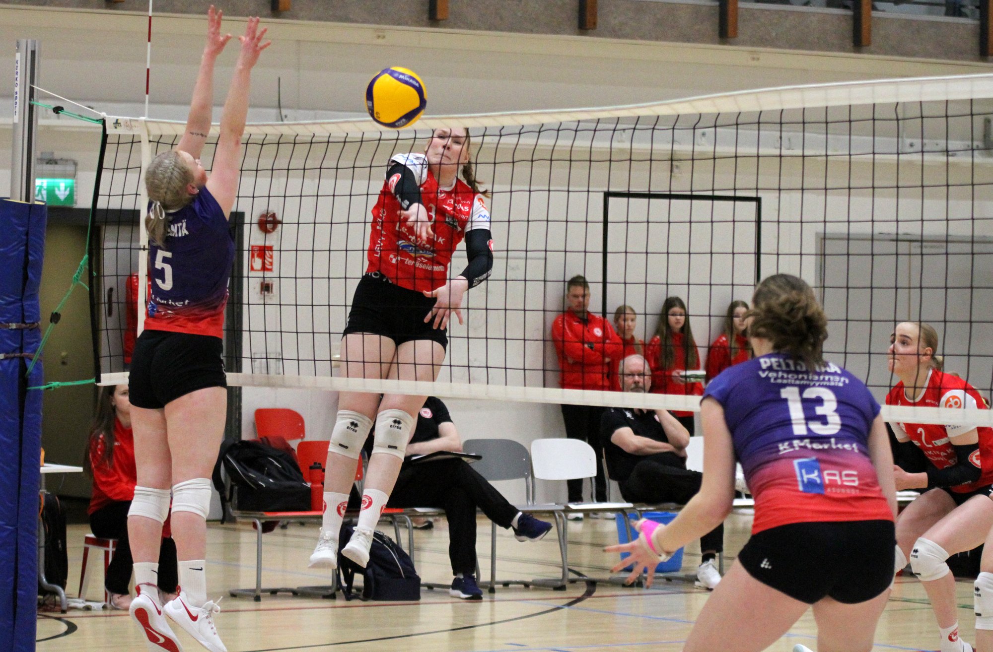 Arctic Volleylle makea voitto Kangasalla