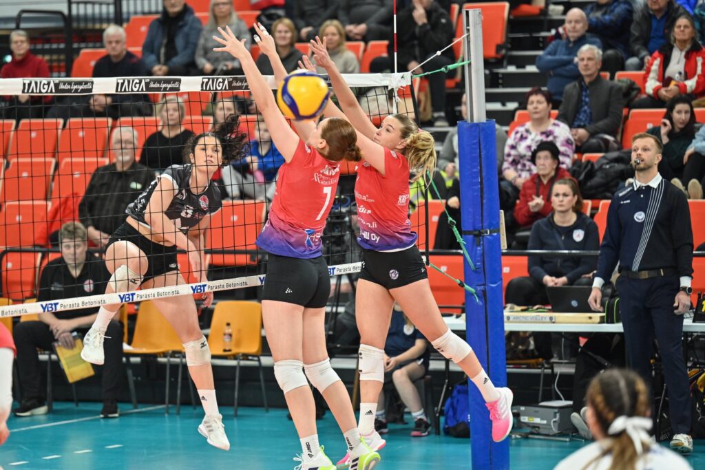 Arctic Volley jyräsi Hämeenlinnan nousten pudotuspelipaikalle